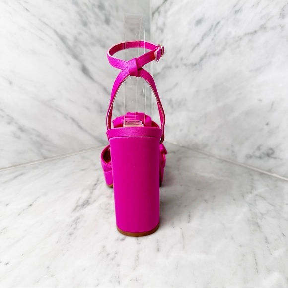 💕‼️‼️New Pink Rosette Platform Various Sizes New In Box - Picture 4 of 7